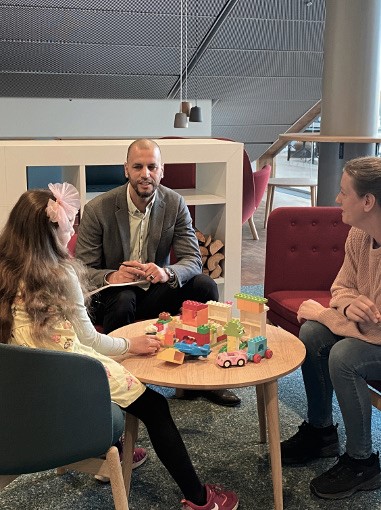 Caroline 1- Rayhana_ Petra 2